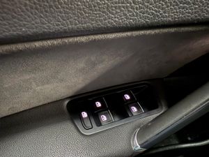 Volkswagen Golf GTI TCR 2.0 TSI 213kW(290CV) DSG - Foto 11