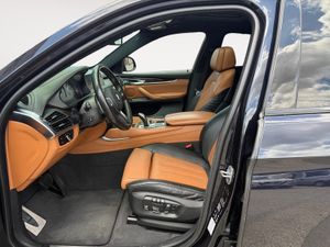 BMW X6 xDrive30d - Foto 24