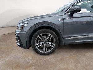 Volkswagen Tiguan Sport 2.0 TDI 140kW (190CV) 4Motion DSG - Foto 28