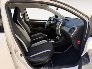 Toyota Aygo 1.0 70 x-cite - Foto 26