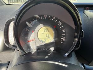 Toyota Aygo 1.0 70 x-cite - Foto 14