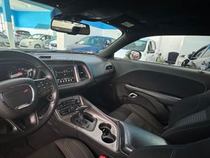 Dodge Challenger SXT - Foto 17