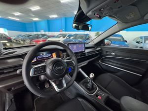 Jeep Avenger Avenger 1.2 Turbo 100 CV Altitude - Foto 17