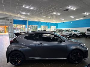 Toyota Yaris GR Yaris RZ 6MT - Foto 6