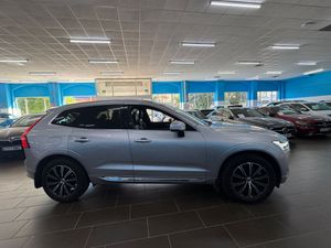 Volvo XC60 Mild Hybrid B5 Diesel 235cv - Foto 8