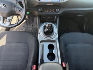 Kia Sportage 1.6 GDI 135CV Drive 4x2 - Foto 9
