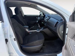 Kia Sportage 1.6 GDI 135CV Drive 4x2 - Foto 23