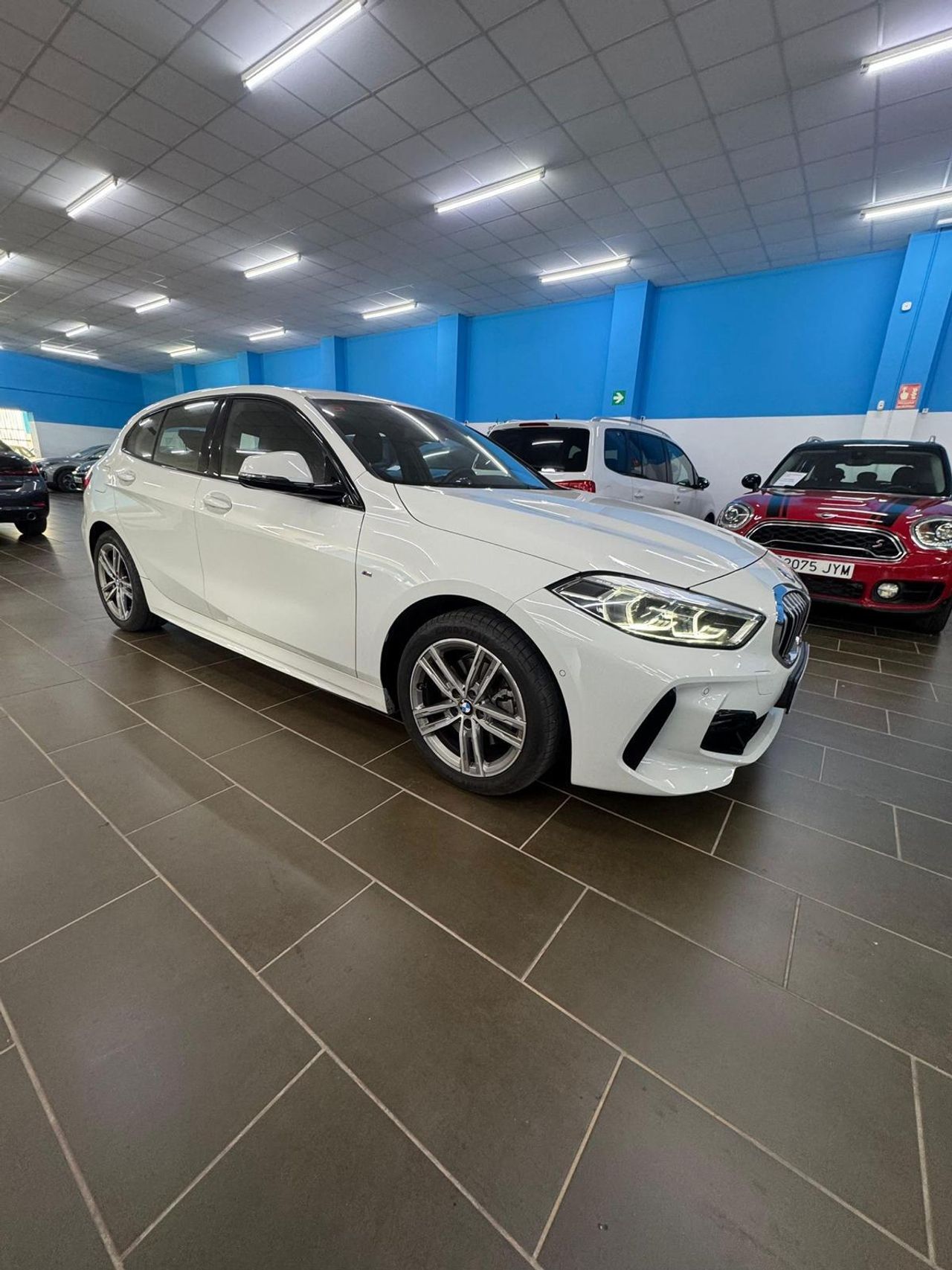 BMW Serie 1 118i - Foto 1