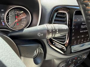 Jeep Compass 2.0 Mjet 103kW Limited 4x4 ATX - Foto 19