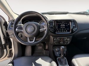Jeep Compass 2.0 Mjet 103kW Limited 4x4 ATX - Foto 24
