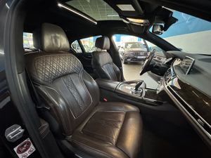 BMW Serie 7 730d xDrive - Foto 12