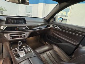 BMW Serie 7 730d xDrive - Foto 14