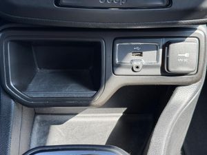 Jeep Renegade 1.0G 88kW Sport 4x2 - Foto 13