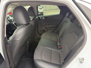 Kia XCeed 1.0 T-GDi Tech 88kW (120CV) - Foto 12