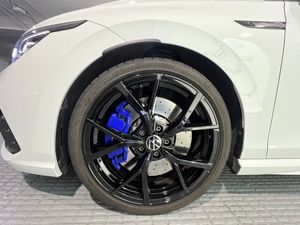 Volkswagen Golf 2.0 Tsi R-Line 4 Motion 320cv. - Foto 35