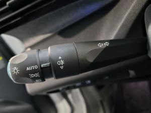 Peugeot 308 5P Allure Hybrid 180 eEAT8 - Foto 13