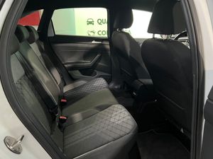 Volkswagen Taigo R-Line 1.0 TSI 81kW (110CV) DSG - Foto 19