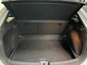 Volkswagen Taigo R-Line 1.0 TSI 81kW (110CV) DSG - Foto 18