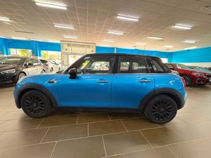 MINI Cooper F55 - Foto 6