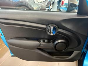 MINI Cooper F55 - Foto 15