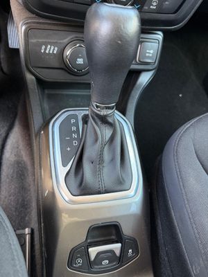 Jeep Renegade Limited 1.3G 135kW (180CV) 4x4 - Foto 8