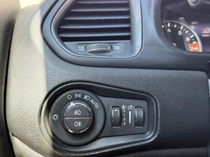 Jeep Renegade Limited 1.3G 135kW (180CV) 4x4 - Foto 18