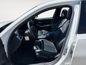 BMW Serie 3 320d Auto. - Foto 23