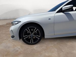BMW Serie 3 320d Auto. - Foto 28