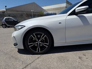 BMW Serie 3 320d Auto. - Foto 29