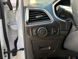 Ford Edge 2.0 TDCI 210PS Titanium 4WD Auto - Foto 9
