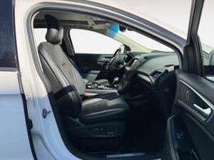Ford Edge 2.0 TDCI 210PS Titanium 4WD Auto - Foto 30