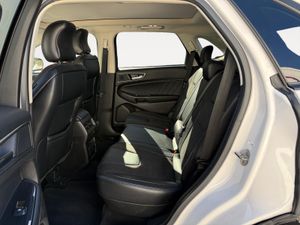 Ford Edge 2.0 TDCI 210PS Titanium 4WD Auto - Foto 28
