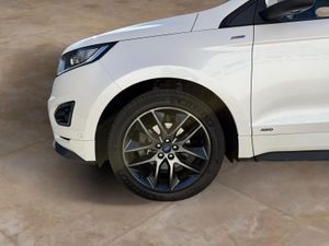 Ford Edge 2.0 TDCI 210PS Titanium 4WD Auto - Foto 29