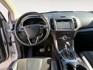 Ford Edge 2.0 TDCI 210PS Titanium 4WD Auto - Foto 31