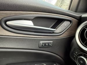 Alfa Romeo Stelvio 2.0 Gasolina 206kW (280CV) Launch Ed. Q4 - Foto 23