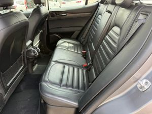 Alfa Romeo Stelvio 2.0 Gasolina 206kW (280CV) Launch Ed. Q4 - Foto 11