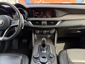 Alfa Romeo Stelvio 2.0 Gasolina 206kW (280CV) Launch Ed. Q4 - Foto 10