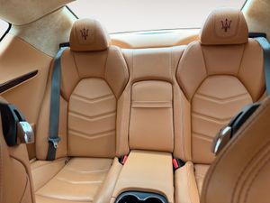 Maserati GranTurismo 4.7 V8 Sport Automático - Foto 34