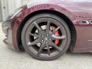 Maserati GranTurismo 4.7 V8 Sport Automático - Foto 13