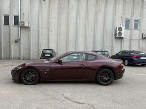 Maserati GranTurismo 4.7 V8 Sport Automático - Foto 4