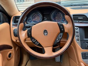 Maserati GranTurismo 4.7 V8 Sport Automático - Foto 11
