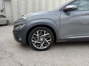 Hyundai Kona 1.6 GDI HEV Style Sky DCT - Foto 13