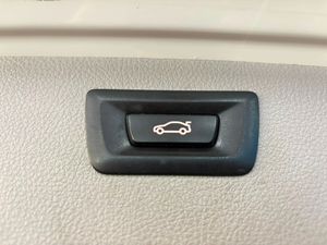 BMW Serie 3 318d Touring Aut. - Foto 13