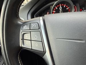 Volvo V40 2.0 T2 Momentum - Foto 20