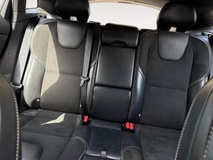 Volvo V40 2.0 T2 Momentum - Foto 27