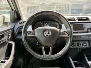 Skoda Fabia 1.0 TSI 81KW (110cv) Ambition - Foto 11