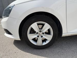 Skoda Fabia 1.0 TSI 81KW (110cv) Ambition - Foto 13