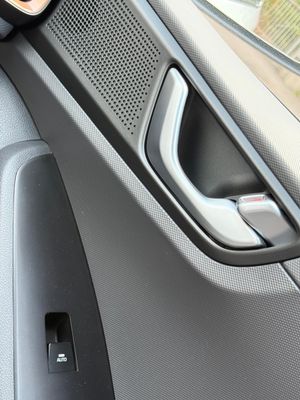 Hyundai IONIQ EV Tecno - Foto 24