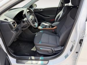 Hyundai IONIQ EV Tecno - Foto 26