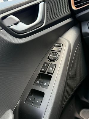 Hyundai IONIQ EV Tecno - Foto 22